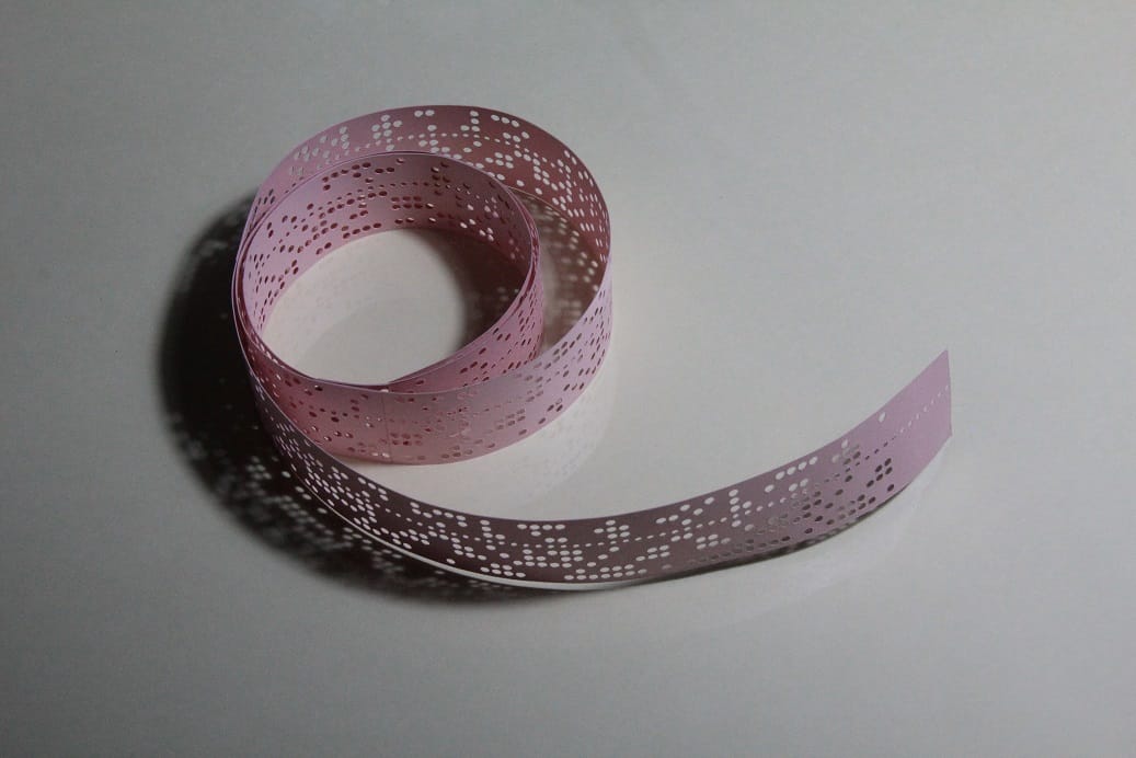 Enthusiast Fabricates 'Putapre' Tape Reader from Scratch